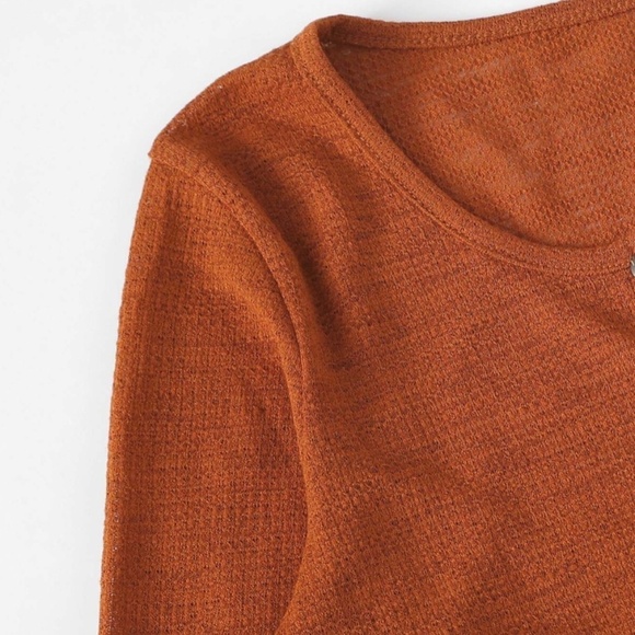 Crop Top Long Sleeves Orange Tee - S - Picture 5 of 12